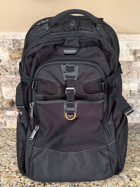 Black Men's Everyday Commuter Backpack
